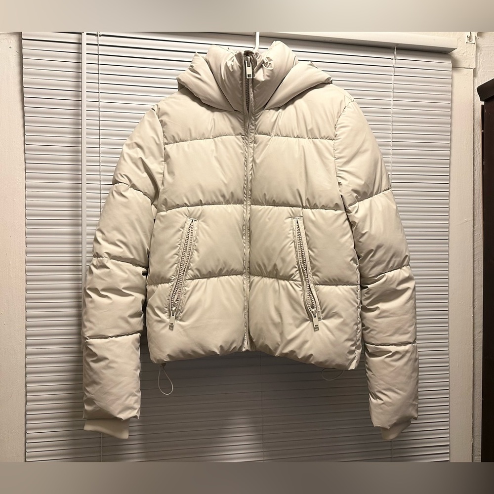 Zara Puffer Jacket Size S